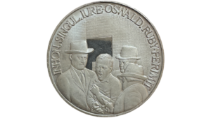 VENEZUELA, Medalla Italcambio 3 Plata, 1977, AU+.  **VIL ASESINATO DE J.F. KENNEDY**